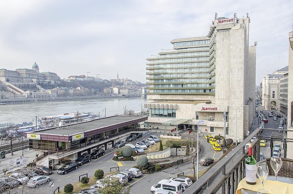 Danube Pest-Side Apartment Budapeste Exterior foto